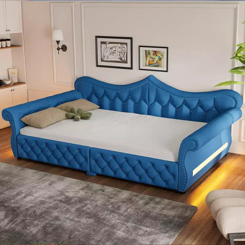 Lit de repos rembourré ModernLuxe Queen Size avec éclairage LED, garniture cloutée et dossier en lin touffeté